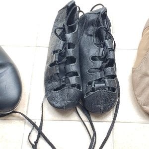Irish dance soft shoes Loop Pump